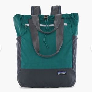 Patagonia Ultralight Black Hole Tote Backpack 27L Blue Teal